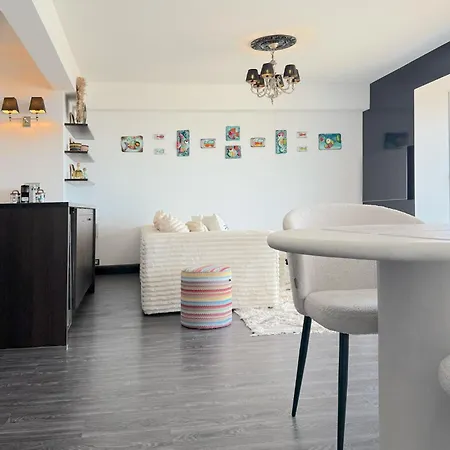 15 - Groovy Design With Le Zoute Sea View *