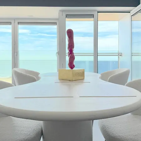 アパート 15 - Groovy Design With Le Zoute Sea View *